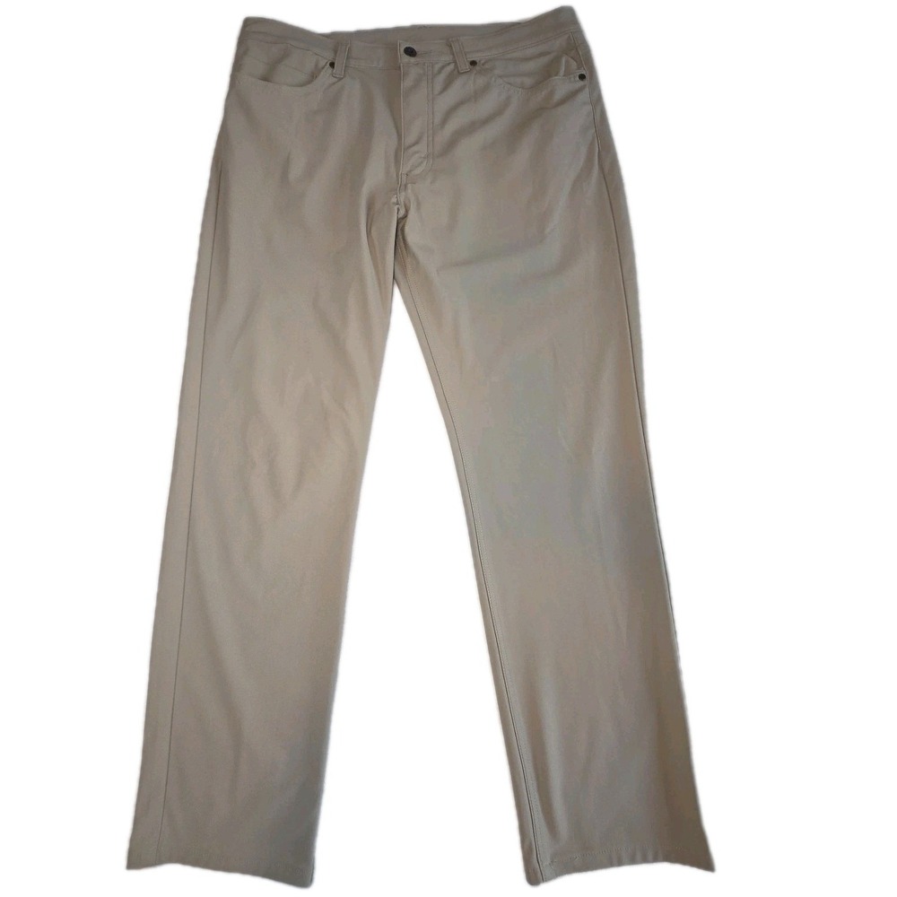 LEVI STRAUSS 511 Chino Pants Mens 36/30 Beige Engineered for Movement Stretch